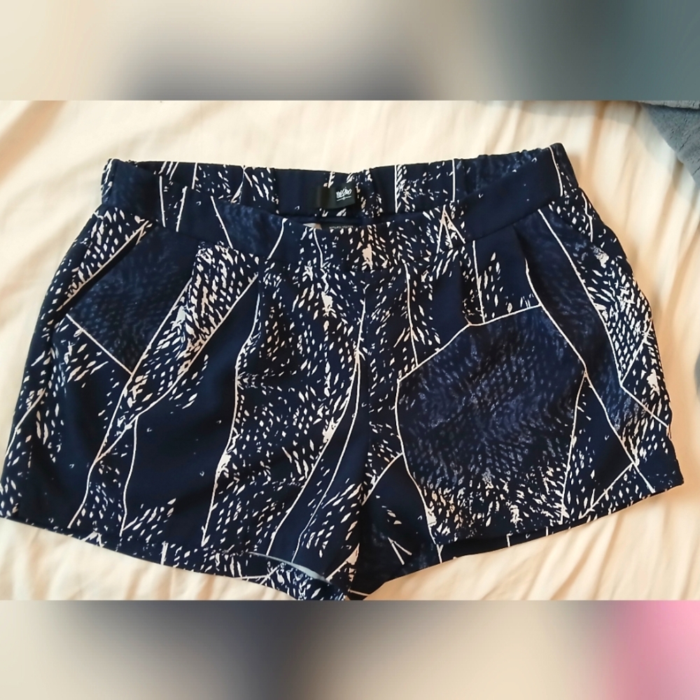 Mossimo Pleated Dressy Shorts -S